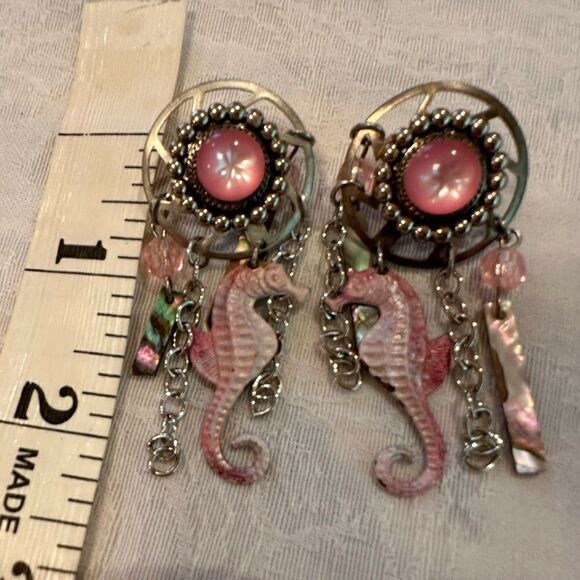 Earrings Pierced Post Seahorses Silver Jewels Dangles Pink - Picture 2 of 4
